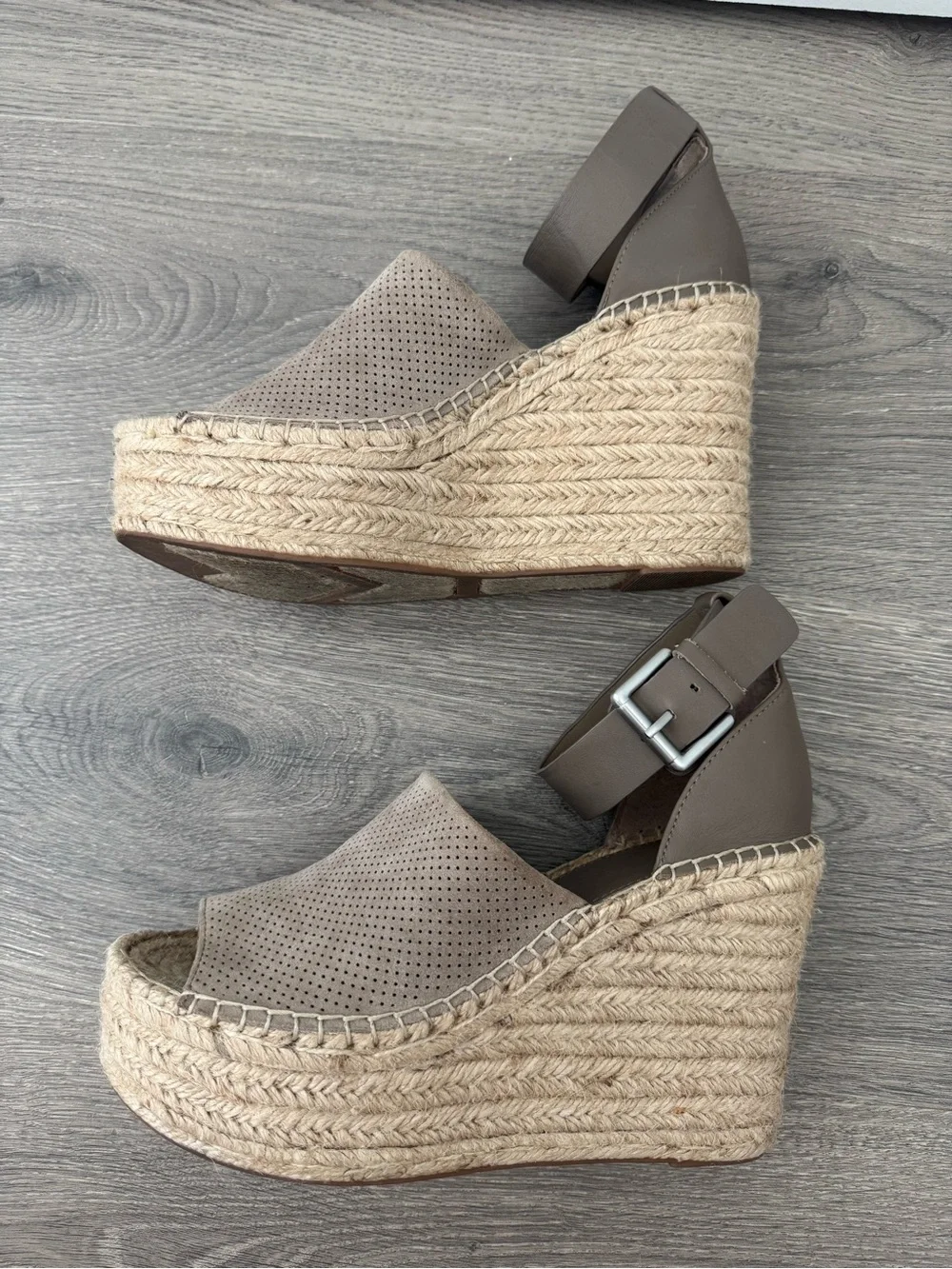 Marc Fisher neutral taupe